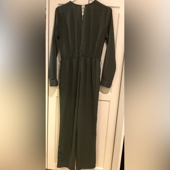 ☀️ Rebellion Olive Green Jumpsuit Size M - Picture 2 of 10